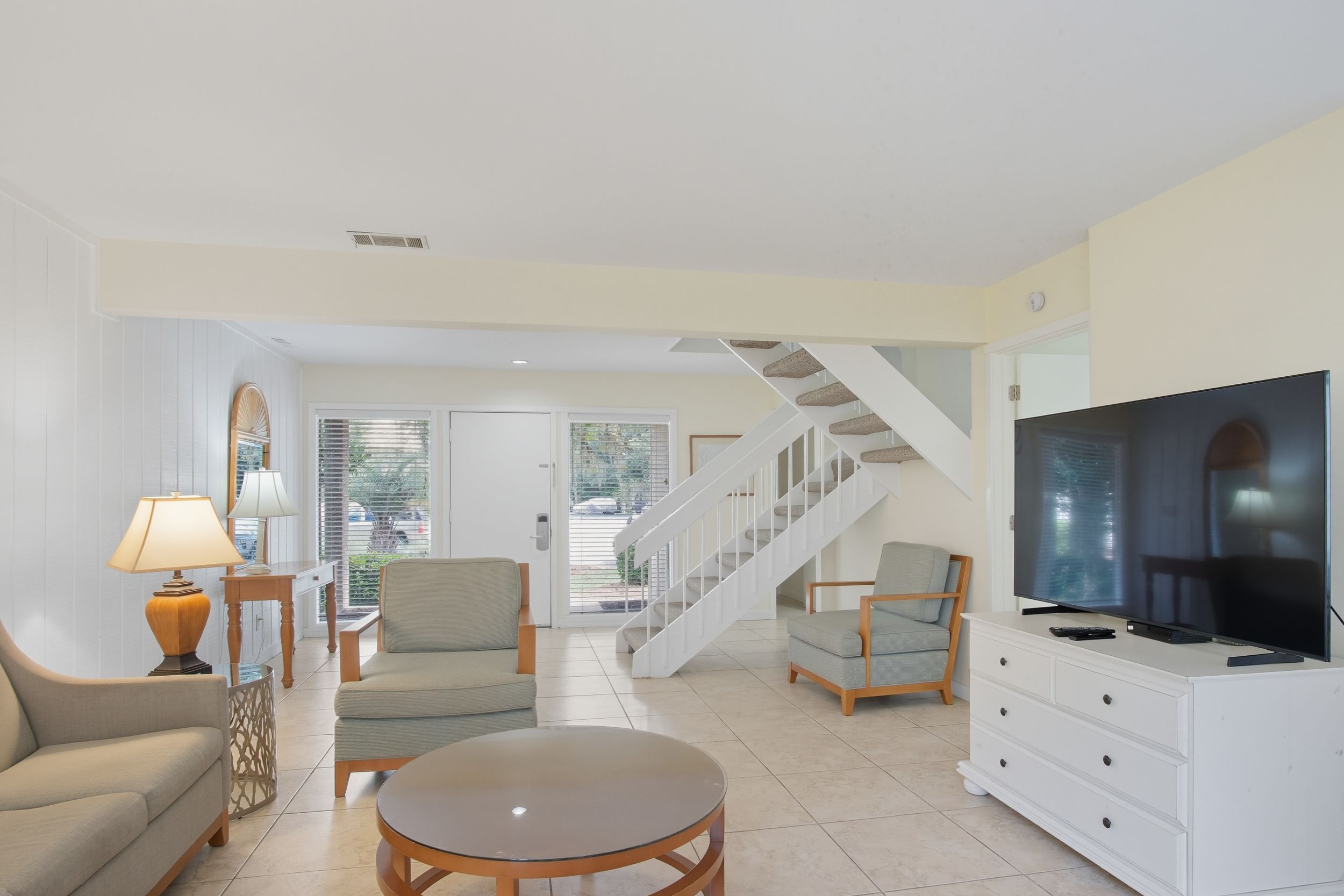 453 Plantation Club is one of the beautiful properties available for rent/sale by Hilton Head Timeshares.