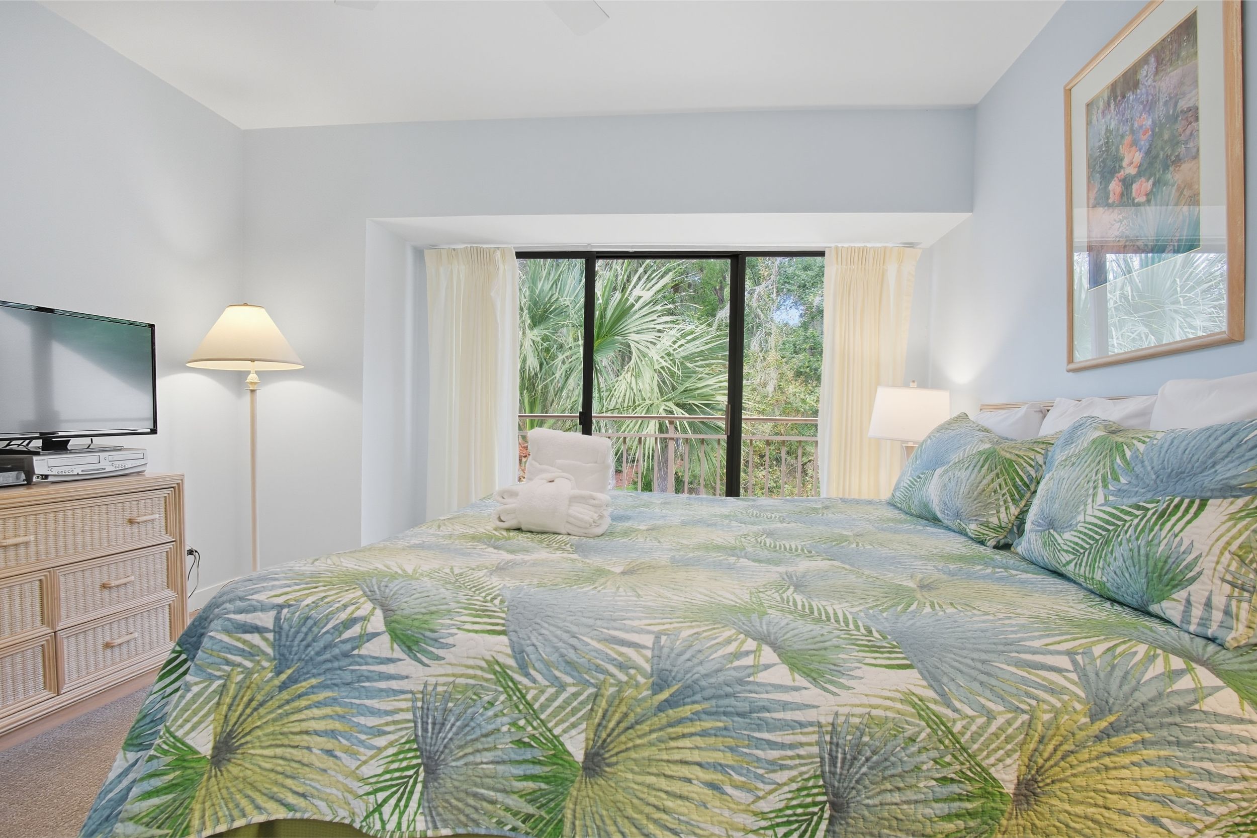 454 Plantation Club is one of the beautiful properties available for rent/sale by Hilton Head Timeshares.